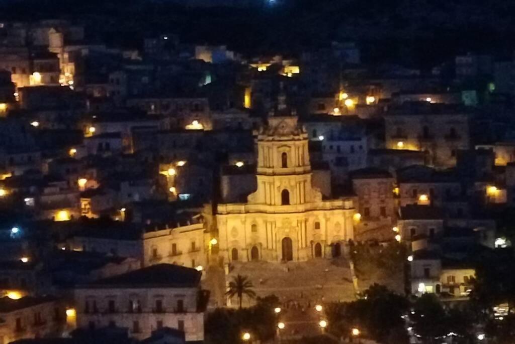 Villa Terrazza con vista 'casa Ziicedda' Modica Esterno foto